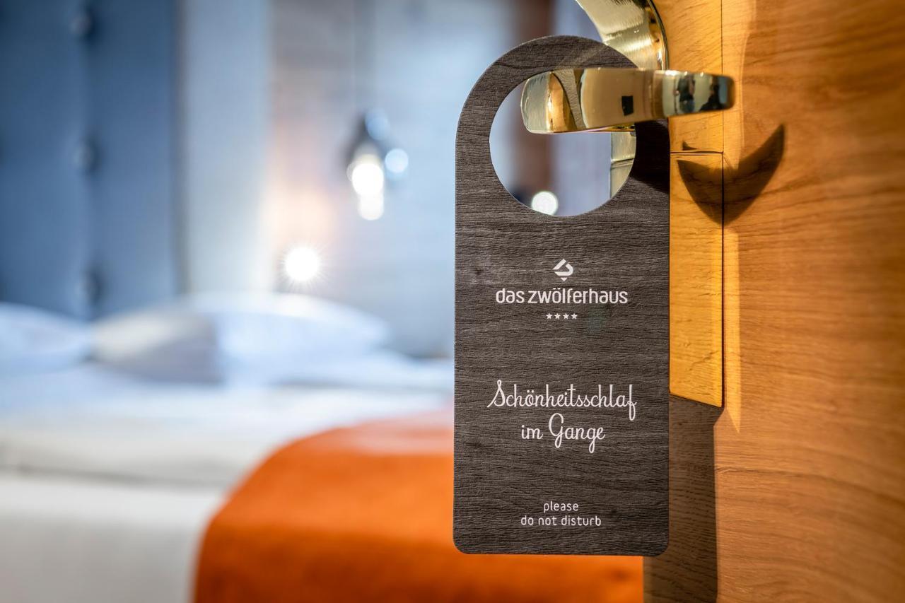 Hotel Das Zwoelferhaus Saalbach-Hinterglemm Buitenkant foto