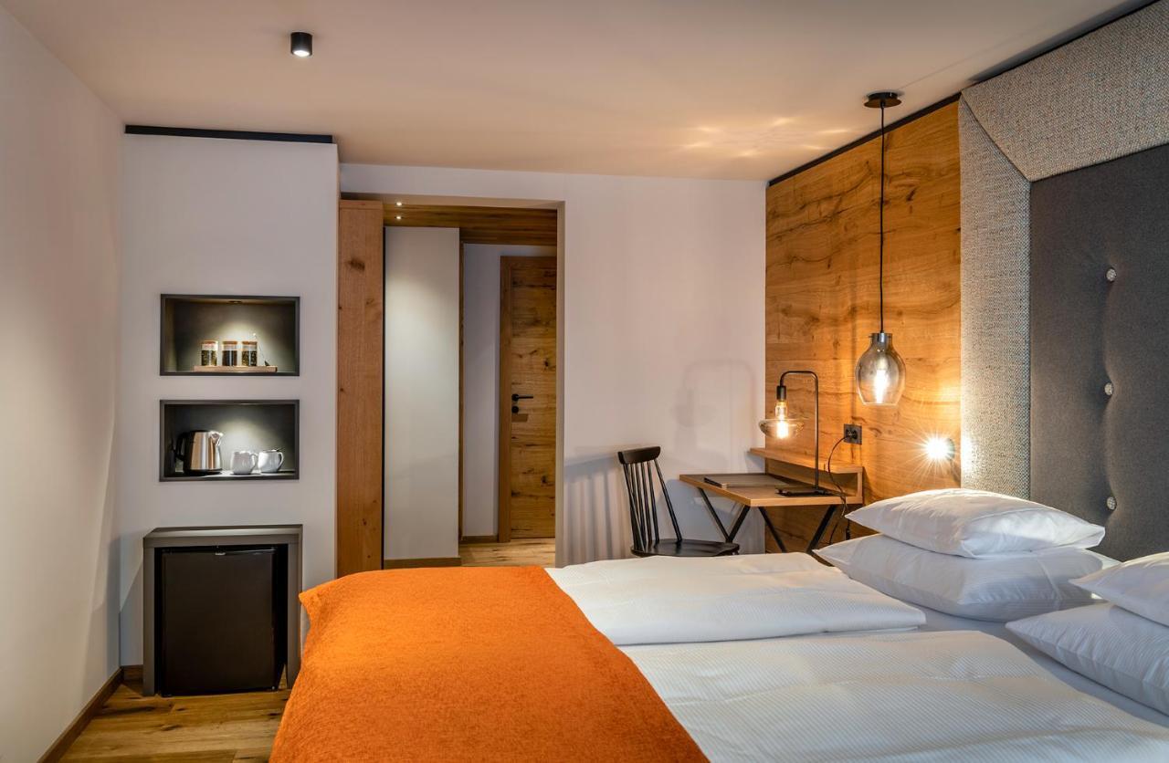 Hotel Das Zwoelferhaus Saalbach-Hinterglemm Buitenkant foto