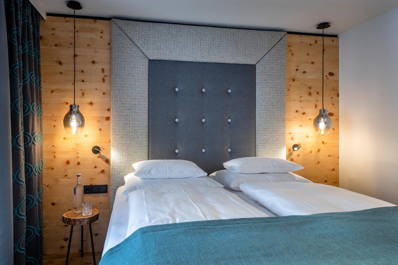 Hotel Das Zwoelferhaus Saalbach-Hinterglemm Buitenkant foto
