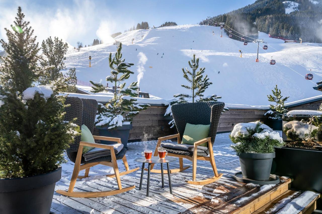 Hotel Das Zwoelferhaus Saalbach-Hinterglemm Buitenkant foto